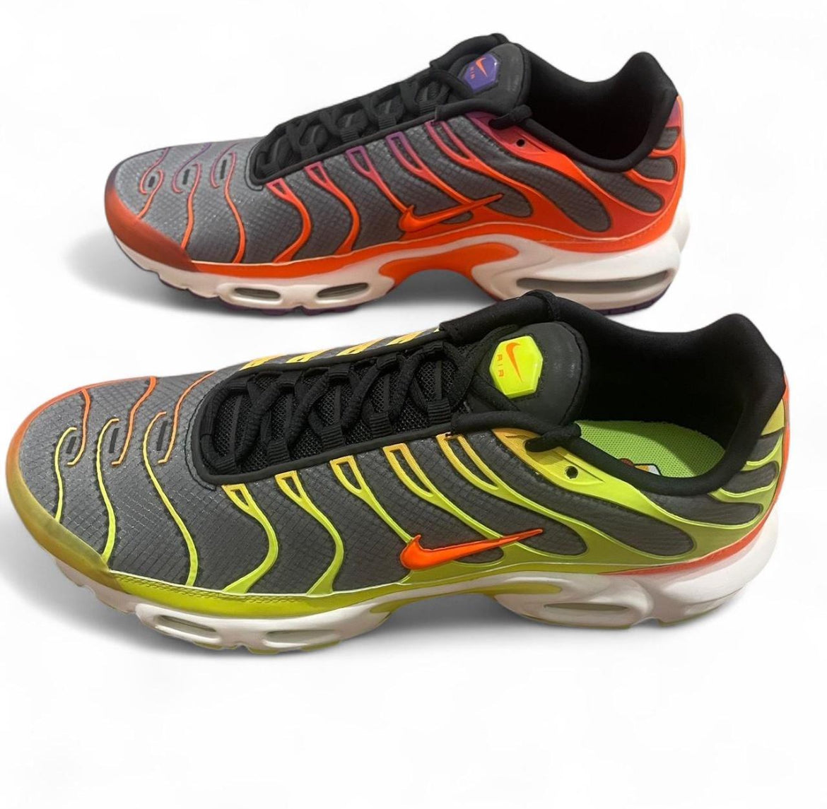 CI5924-061 Nike Air Max Plus TN ‘Dark Colour Flip’ (2018)
