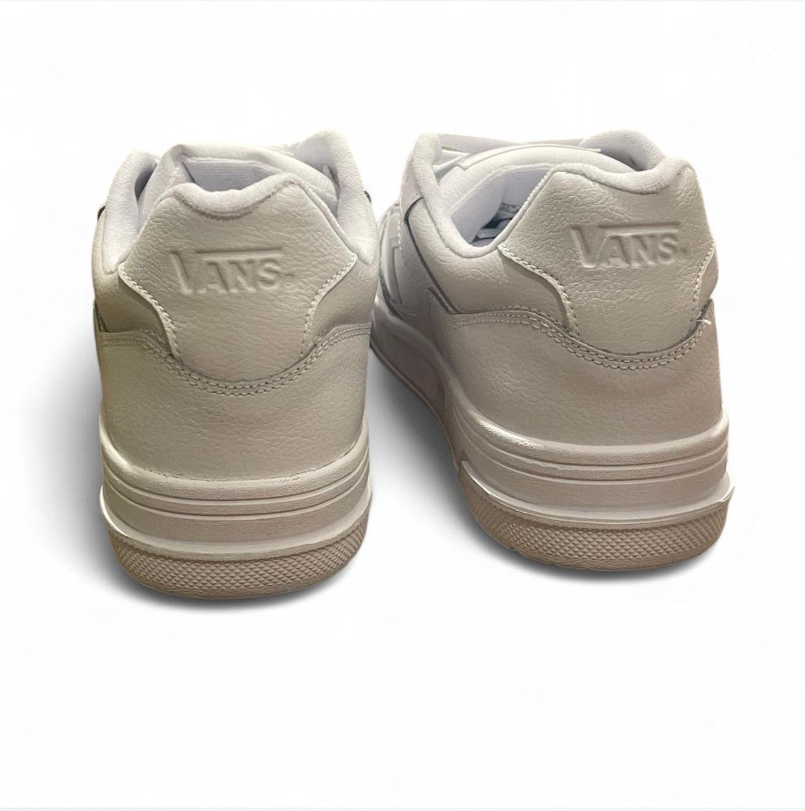 VN000D1HWWW Vans Upland ‘White’ (2024)