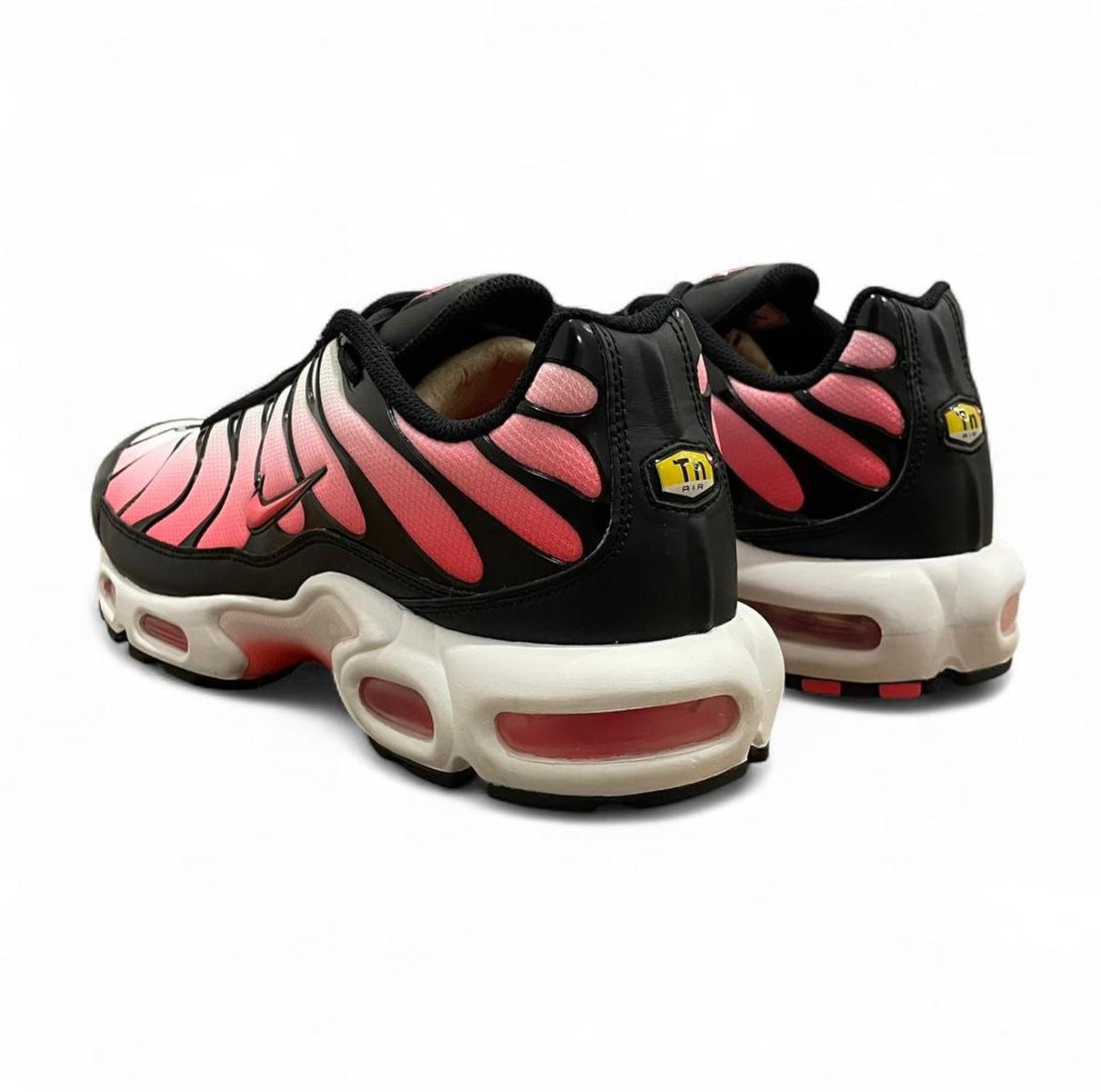 DZ3670-002 Nike Air Max Plus TN (Womens) ‘Black Hot Punch’ (2024)