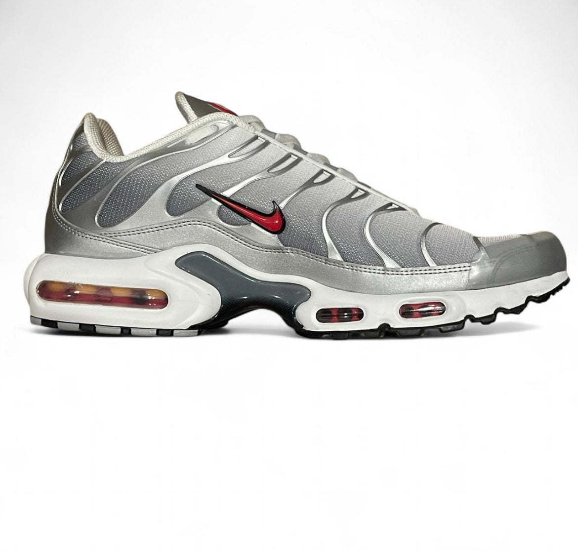 HM9654-001 Nike Air Max Plus TN (Womens) ‘Silver Bullet’ (2024)