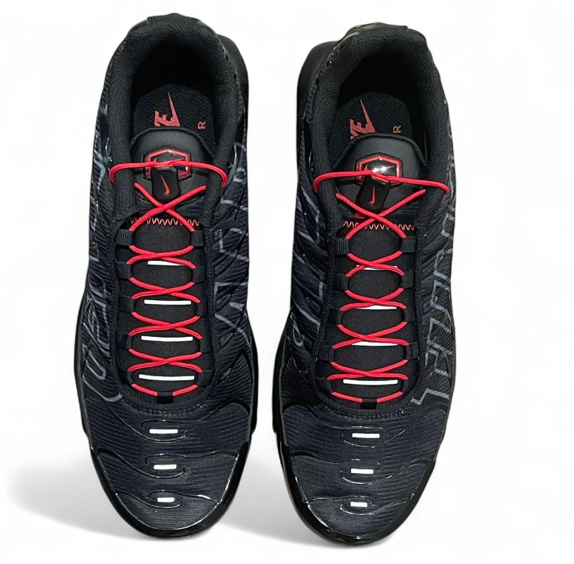 IH4459-001 Nike Air Max Plus TN ‘Tuned Air Black Red’ (2025)