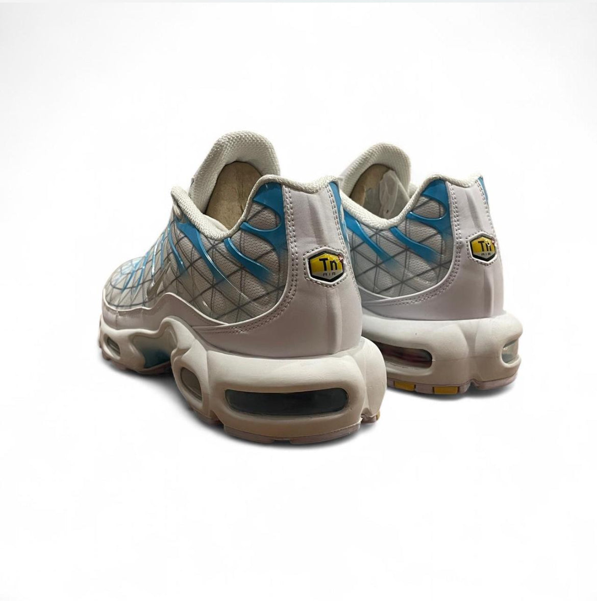 FQ2397-100 Nike Air Max Plus TN ‘Marseille’ (2023)