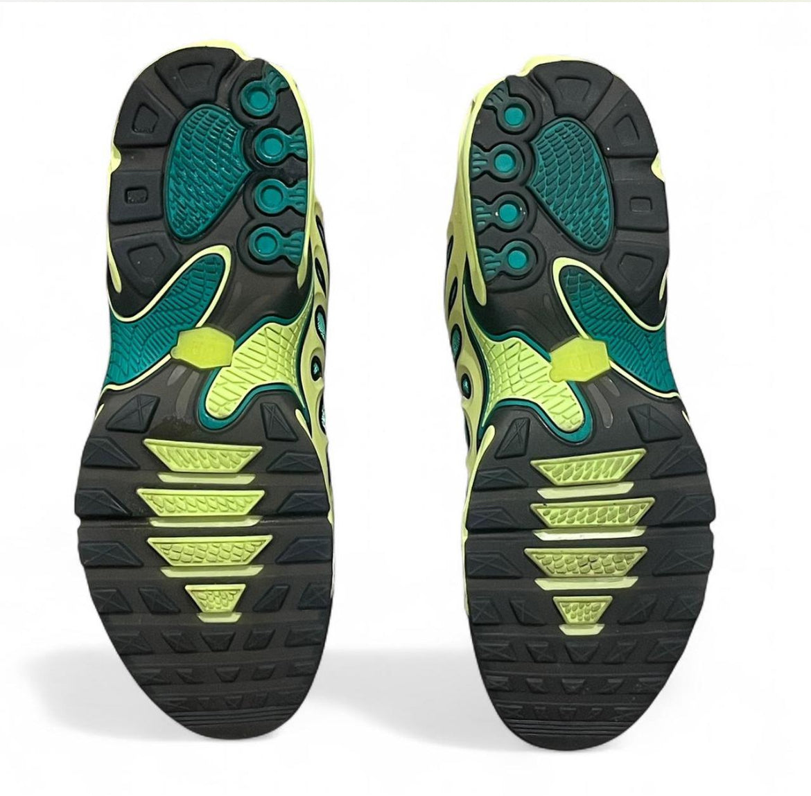 FD4290-700 Nike Air Max Plus TN Drift ‘Light Lemon Twist’ (2024)