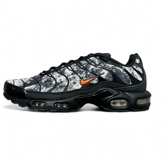 FV6913-001 Nike Air Max Plus TN ‘Camo Black Safety Orange’ (2023)