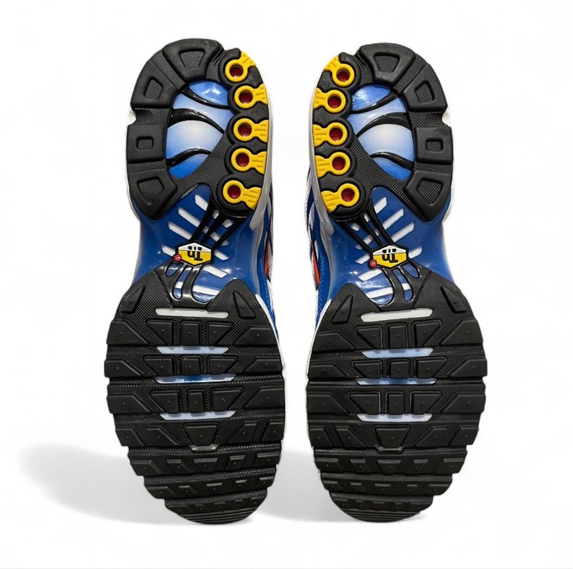 DM0032-107 Nike Air Max Plus TN ‘Knicks White Signal Blue’ (2026)