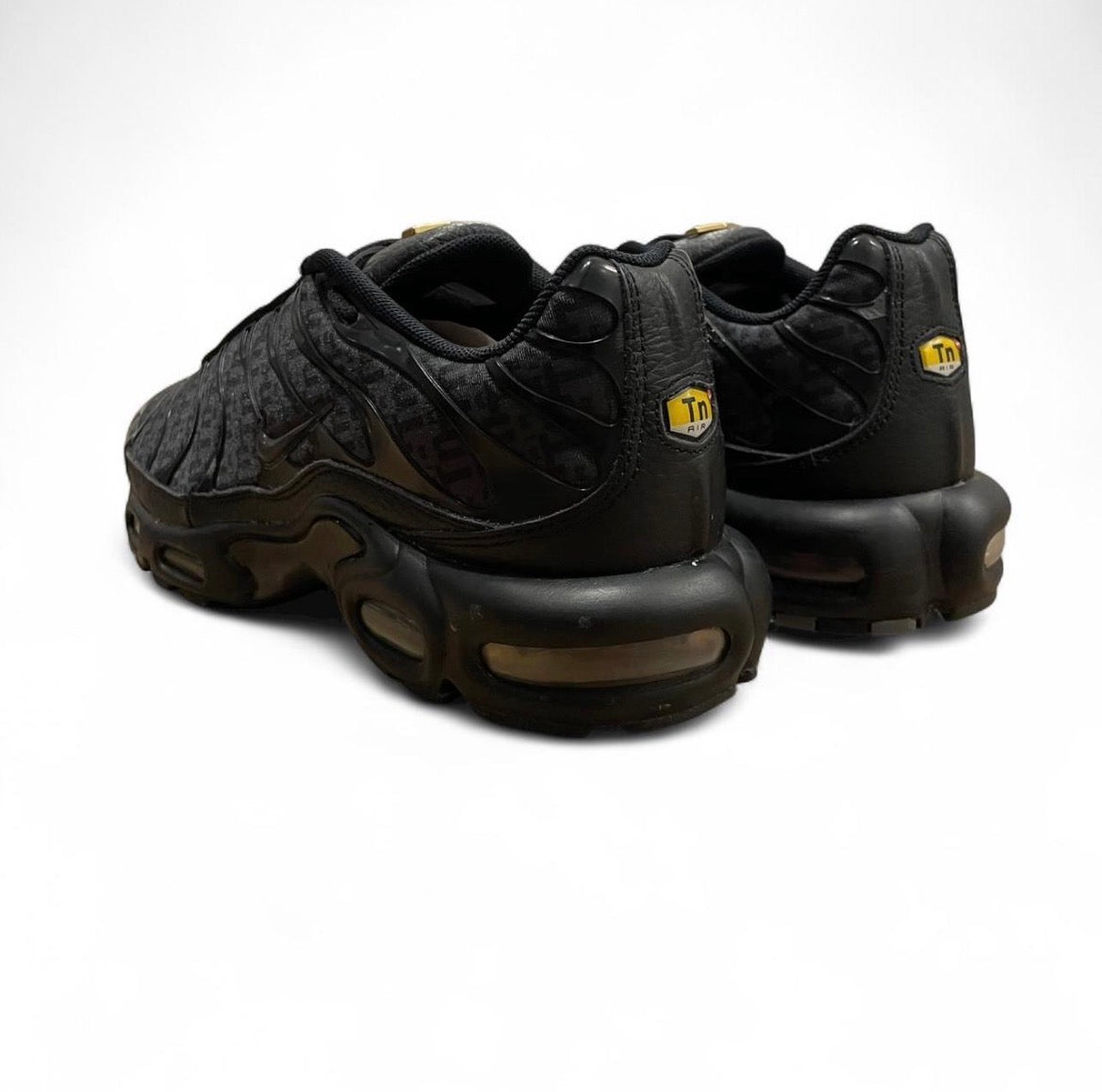 DD9609-001 Nike Air Max Plus TN ‘Black TN Pattern’ (2021)