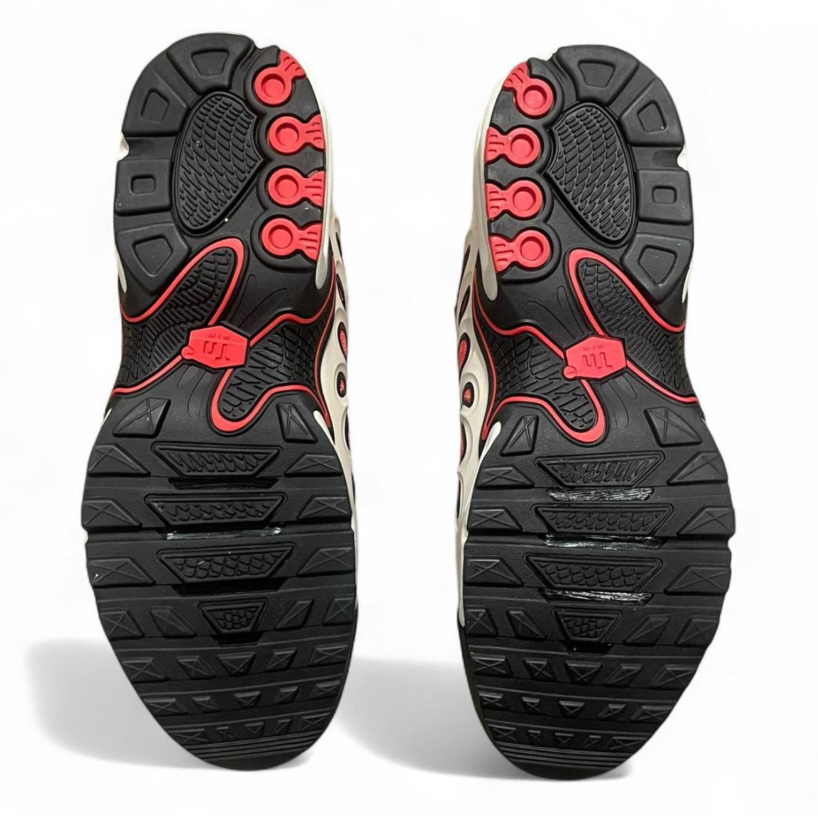 FV4081-002 Nike Air Max Plus TN Drift (Womans) ‘Phantom Black Fire Red’ (2024)