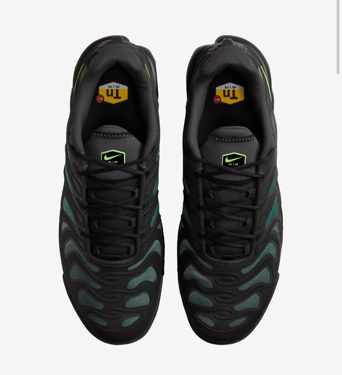 FD4290-006 Nike Air Max Plus TN Drift ‘Black Volt’ (2024)