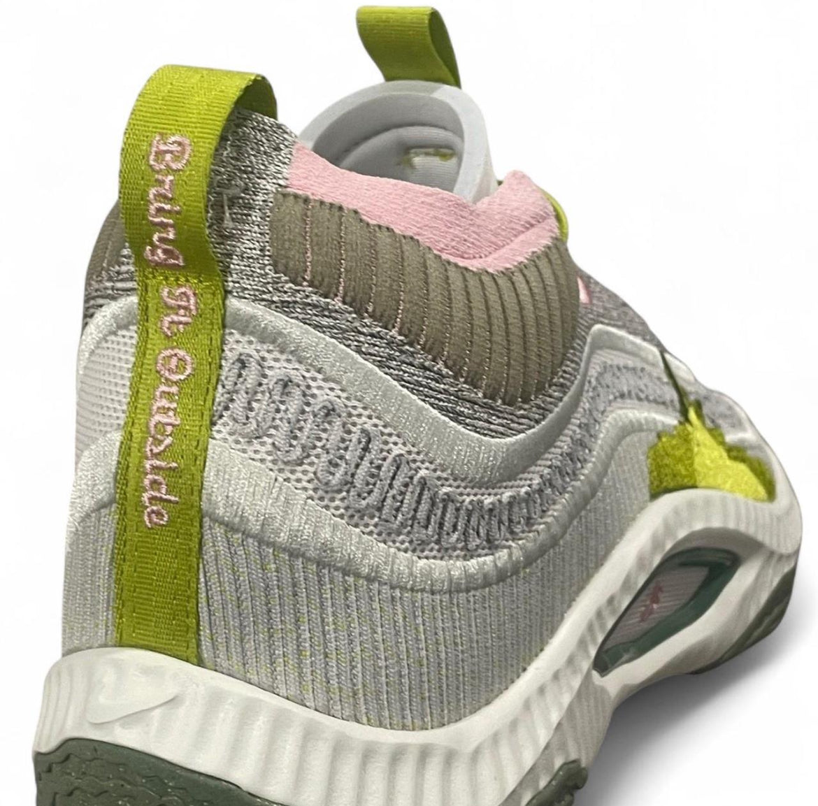 DV9087-001 Nike Cosmic Unity 3 ‘Phantom Bright Cactus’ (2023)
