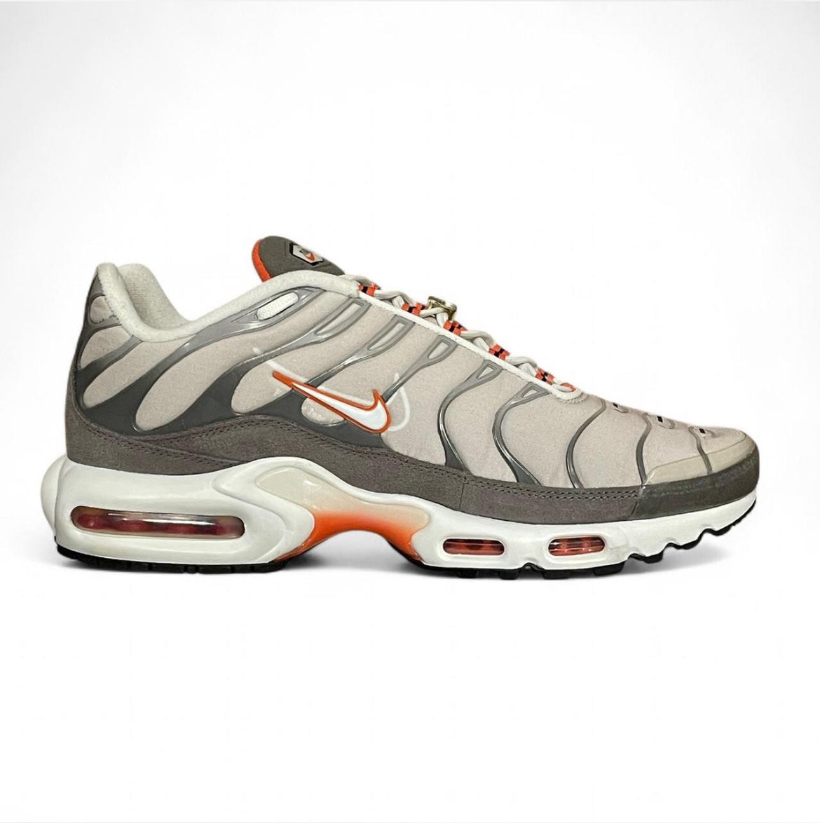 DB0681-200 Nike Air Max Plus TN ‘First Use Beige Orange’ (2021)