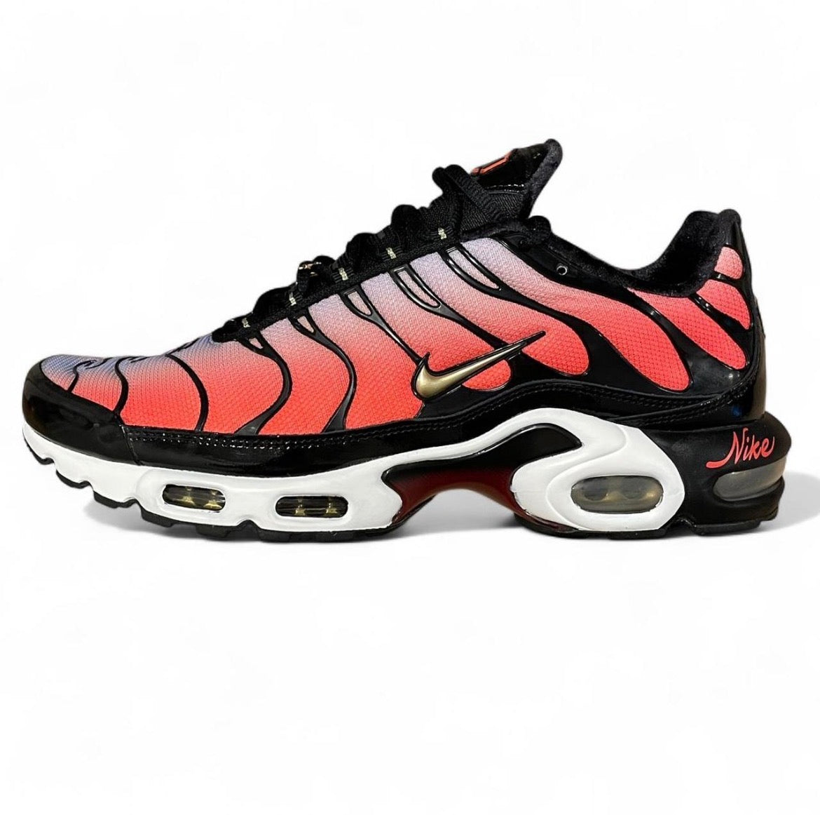 DO6115-500 Nike Air Max Plus TN (Womens) ‘Sisterhood’ (2021)