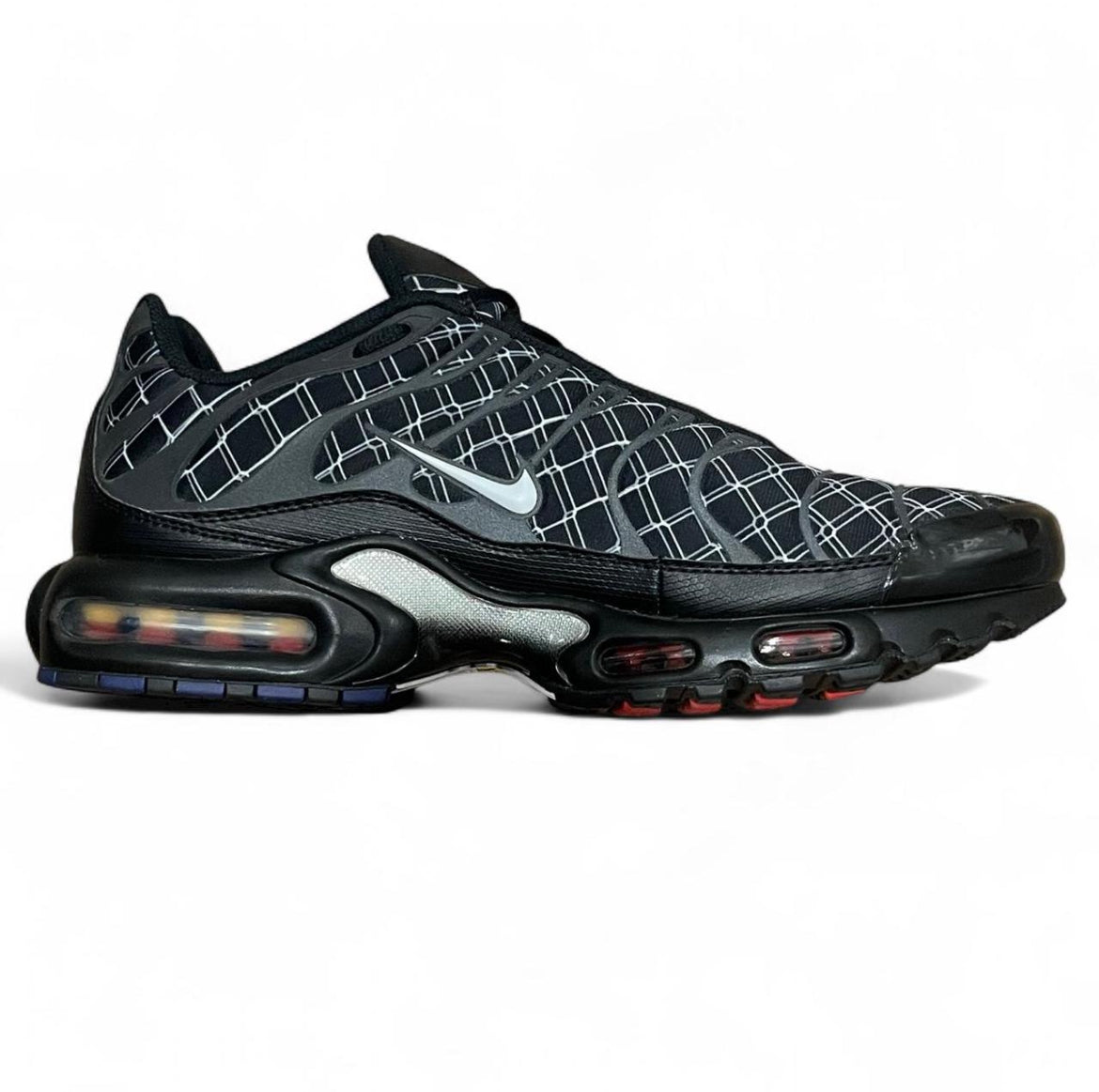 DV3194-001 Nike Air Max Plus TN ‘France’ (2022)