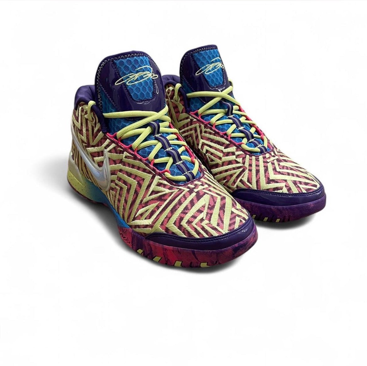 IB1272-500 Nike Zoom LeBron NXXT Genisus ‘Viotech’ (2025)