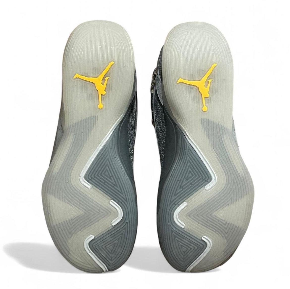 DX9013-008 Jordan Luka 2 S ‘Smoke Grey’ (2023)