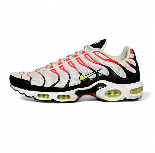 CI3714-100 Nike Air Max Plus TN ‘White Crimson Venom’ (2020)
