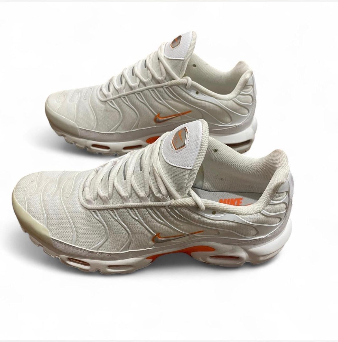 AO9564-100 Nike Air Max Plus TN SE ‘White Total Orange’ (2018)