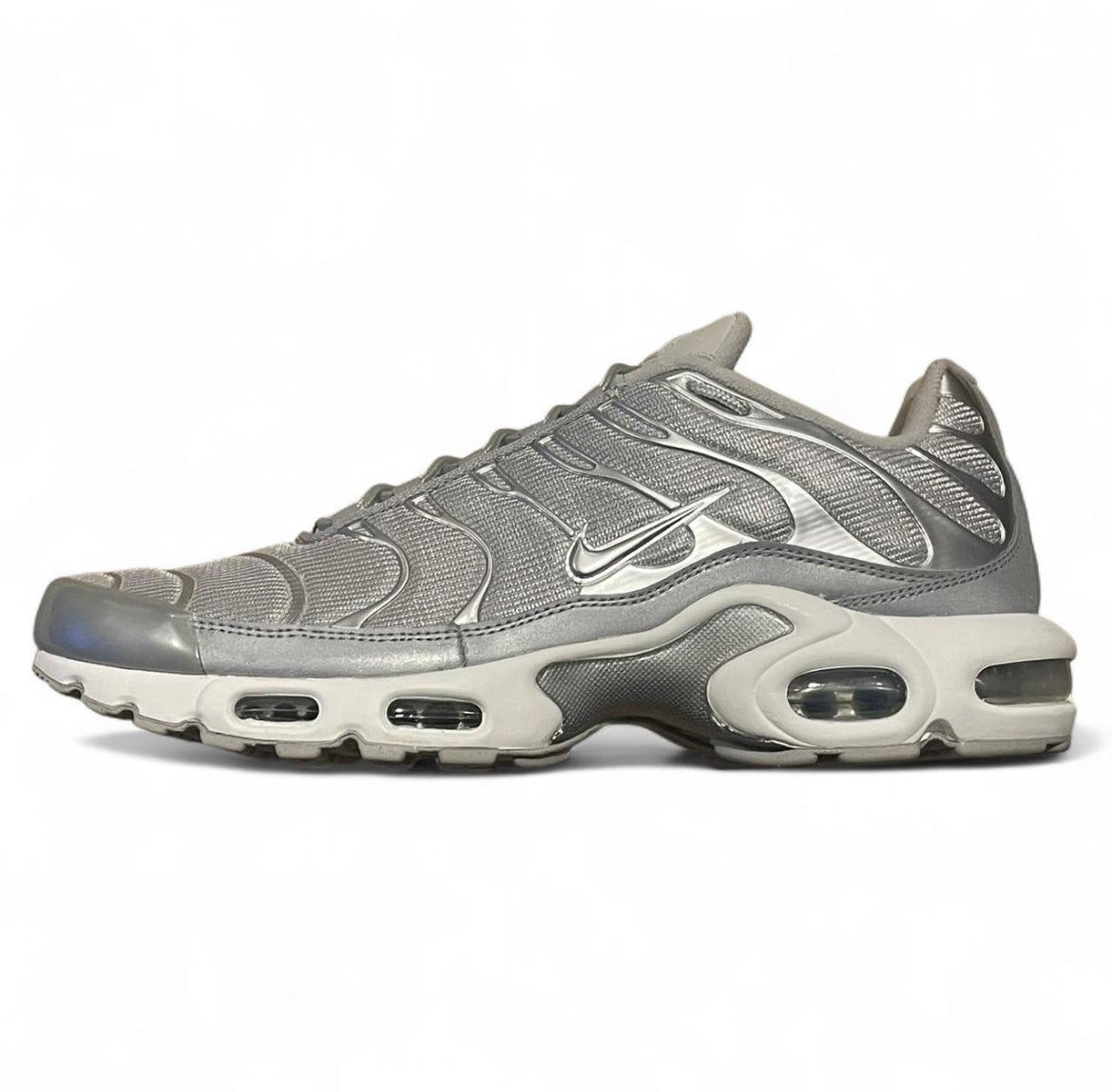 FJ1012-095 Nike Air Max Plus Tn ‘Metallic Silver’ (2023)