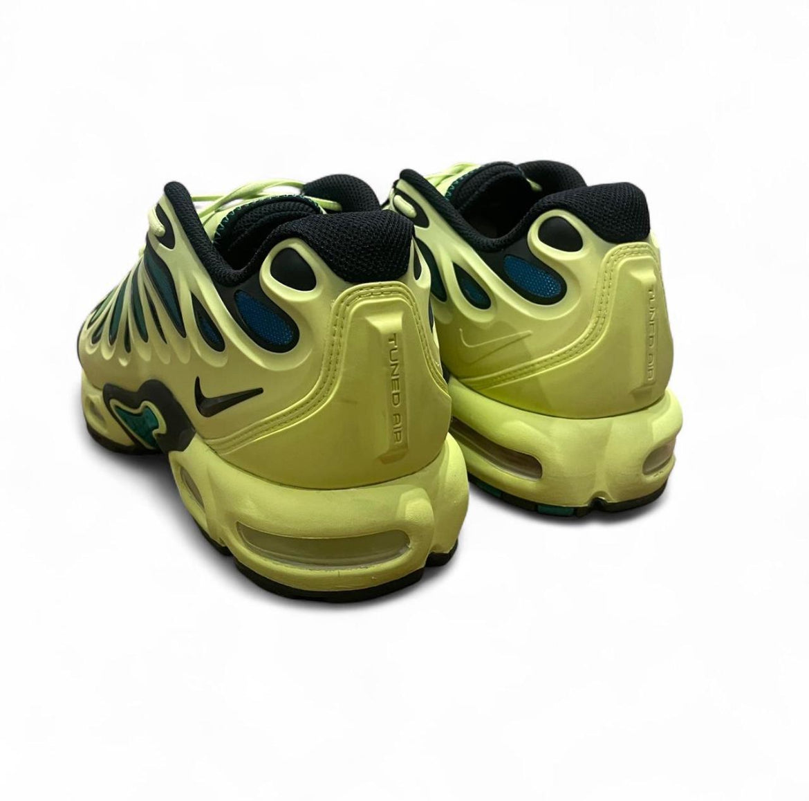 FD4290-700 Nike Air Max Plus TN Drift ‘Light Lemon Twist’ (2024)