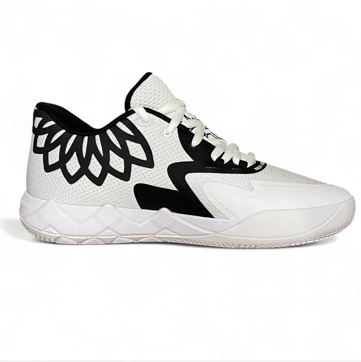 376941-13 Puma LaMelo Ball MB.01 Lo ‘White Black’ (2022)