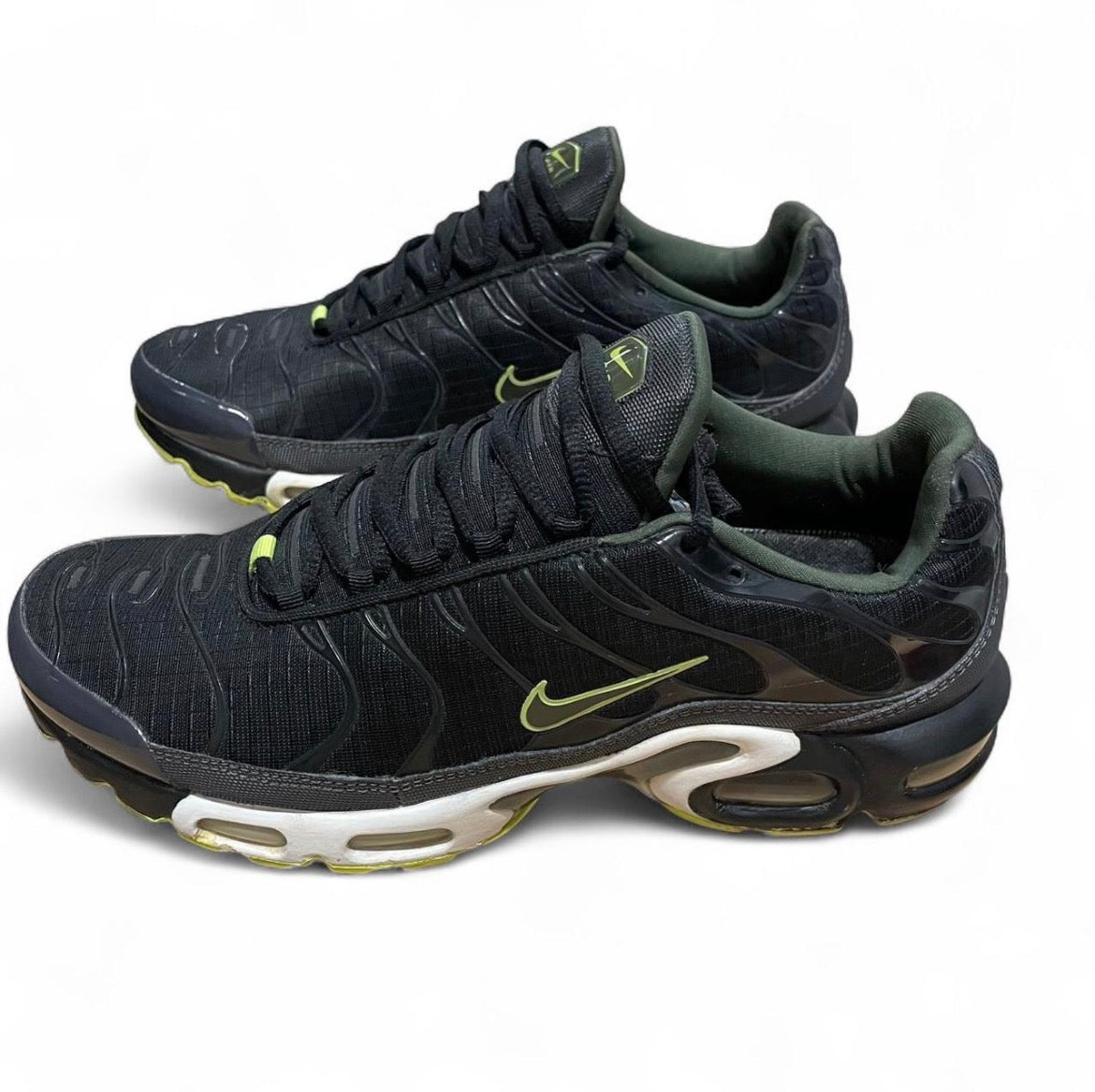 604133-031 Nike Air Max Plus TN ‘Neon Flash Winter’ (2008)