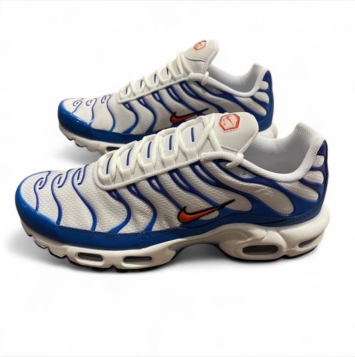 DM0032-107 Nike Air Max Plus TN ‘Knicks White Signal Blue’ (2026)
