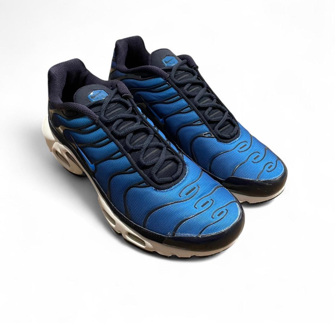852630-405 Nike Air Max Plus TN ‘Obsidian’ (2017)