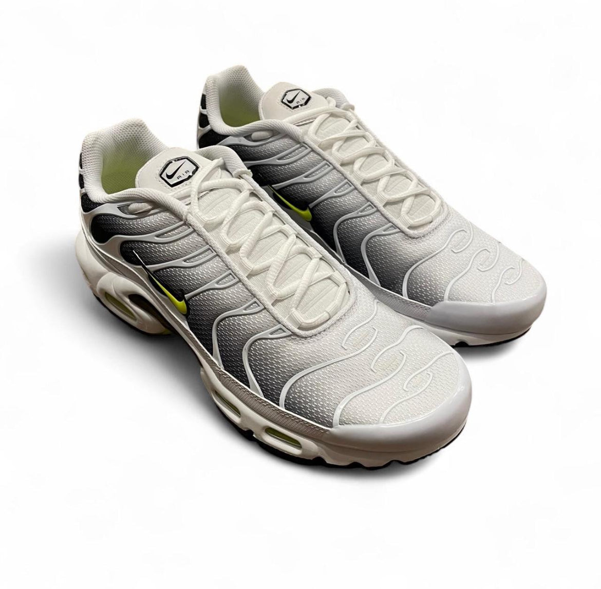 DM0032-103 Nike Air Max Plus TN ‘White Black Volt’ (2024)