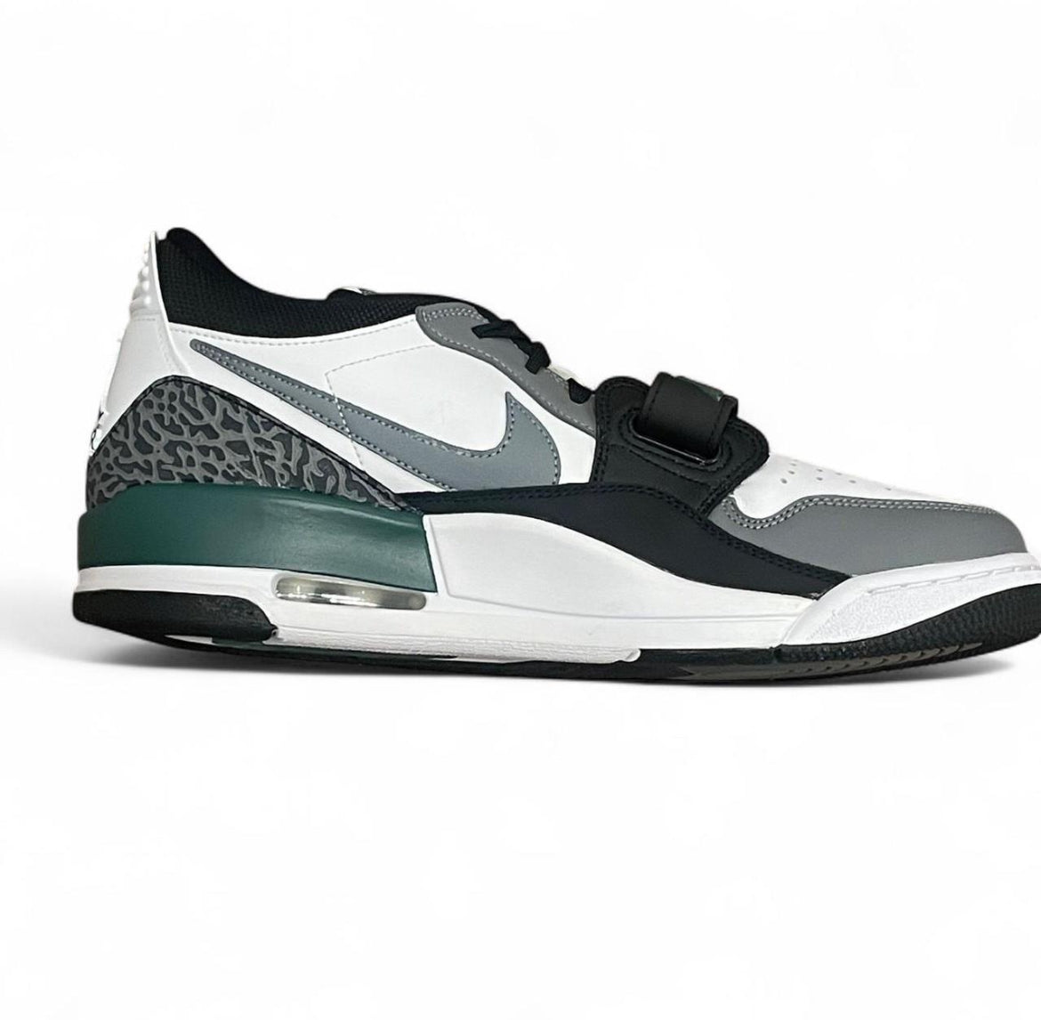 CD7069-131 Jordan Legacy 312 Low ‘Oxidised Green’ (2024)