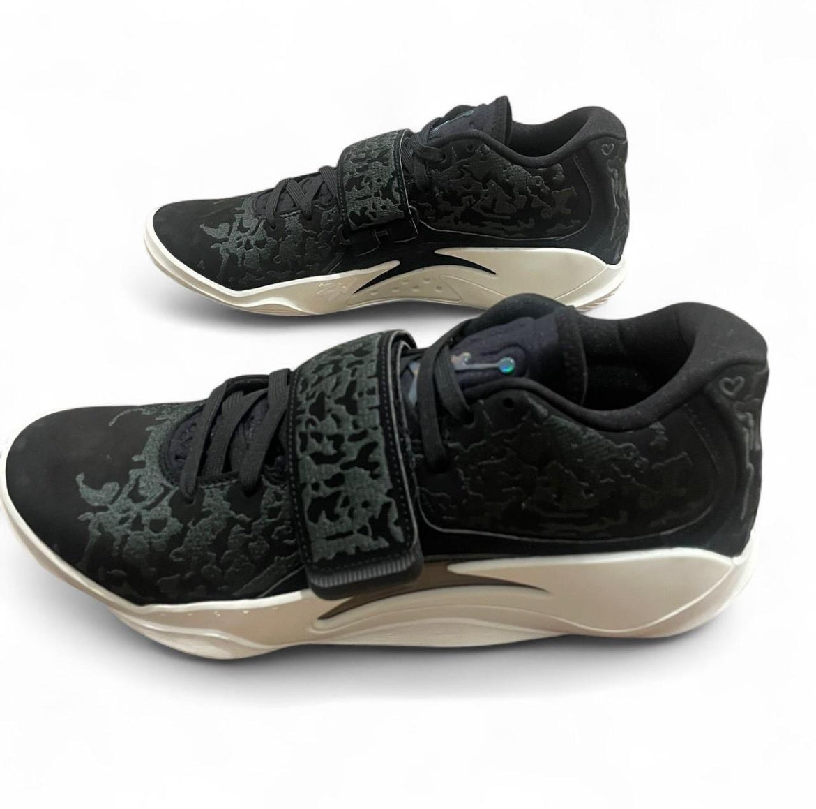 FN1714-002 Jordan Zion 3 SE ‘M.U.D. Ash’ (2024)