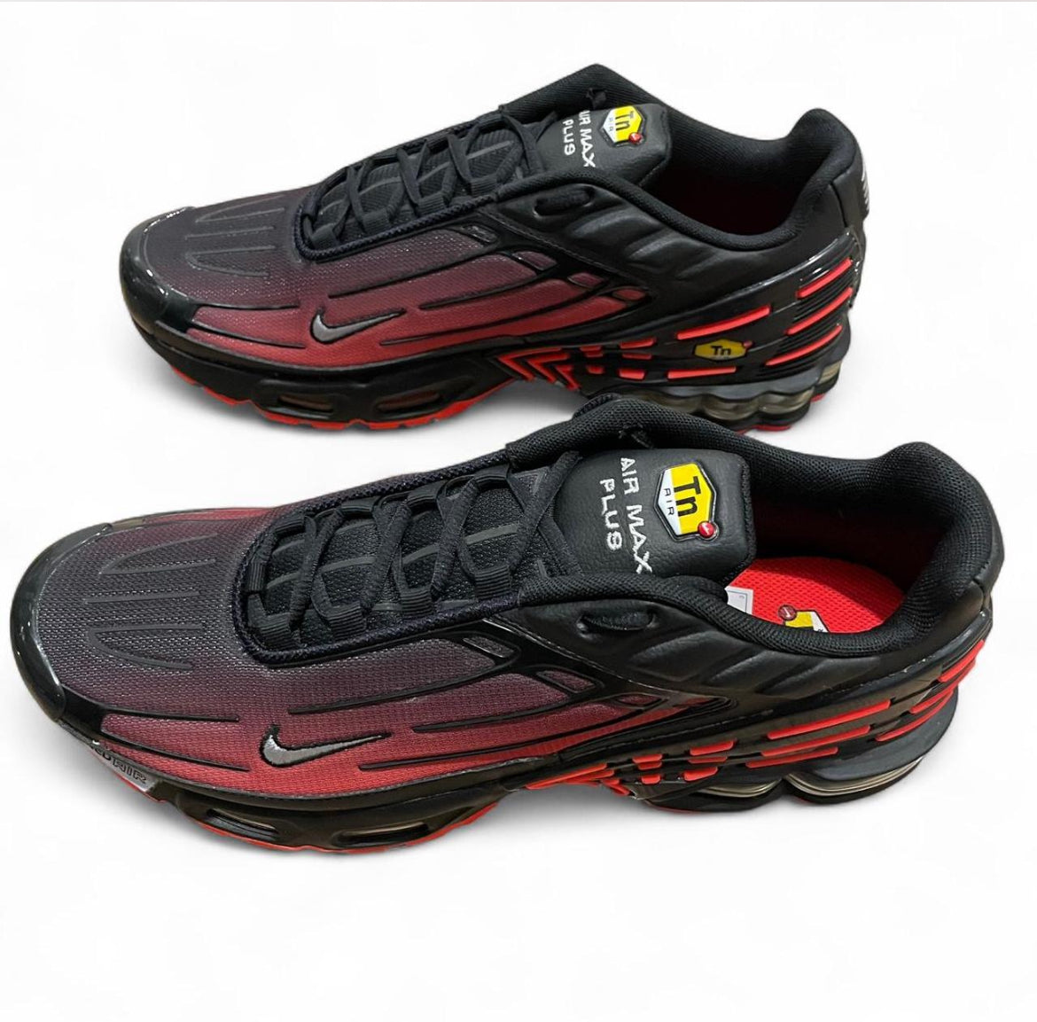 CT1693-002 Nike Air Max Plus TN3 ‘Deadpool’ (2020)