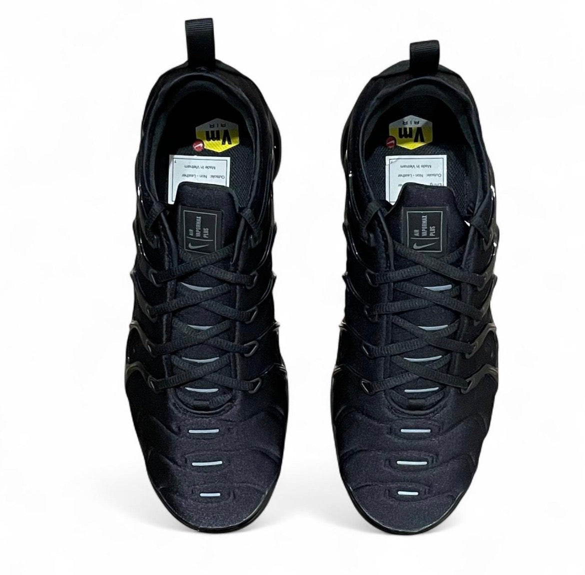 924453-004 Nike Air VaporMax Plus ‘Triple Black’ (2018)