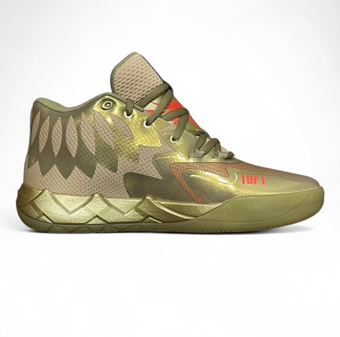 379223-01 Puma LaMelo Ball MB.01 ‘Golden Child’ (2023) US10.5 BNIB