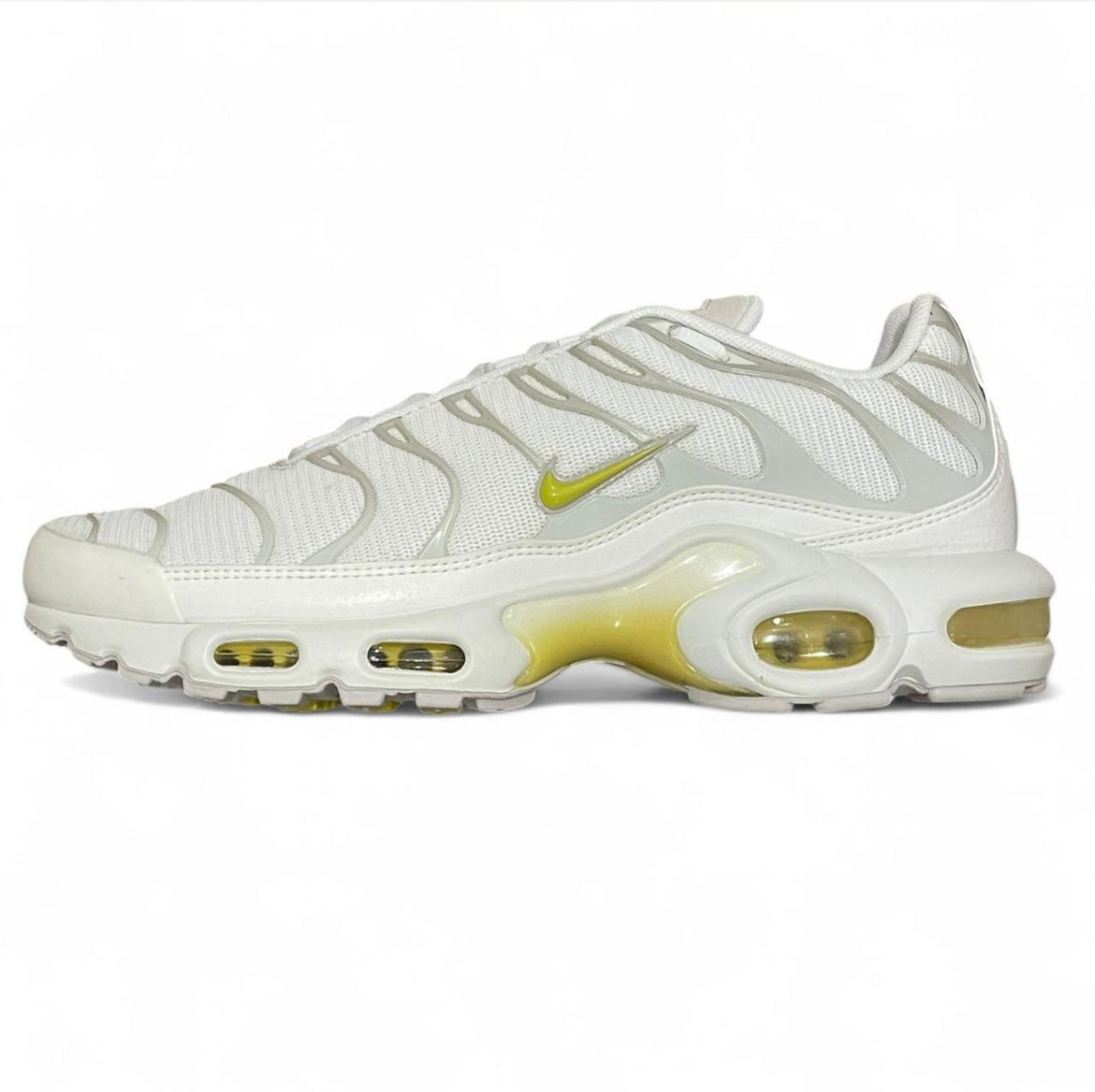 DV6987-100 Nike Air Max Plus TN (Womens)
‘White Bone Celery’ (2022)
