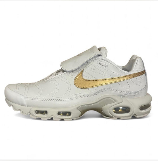 HV2541-001 Nike Air Max Plus Tn Tiempo ‘Metallic Gold’ (2024)