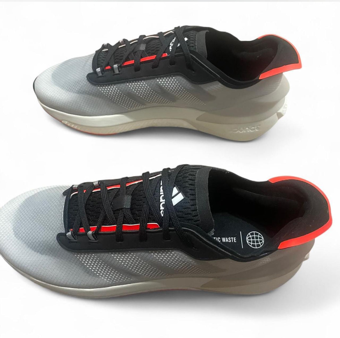 HP5969 Adidas AVRYN ‘Core Black Solar Red Grey’ (2023)