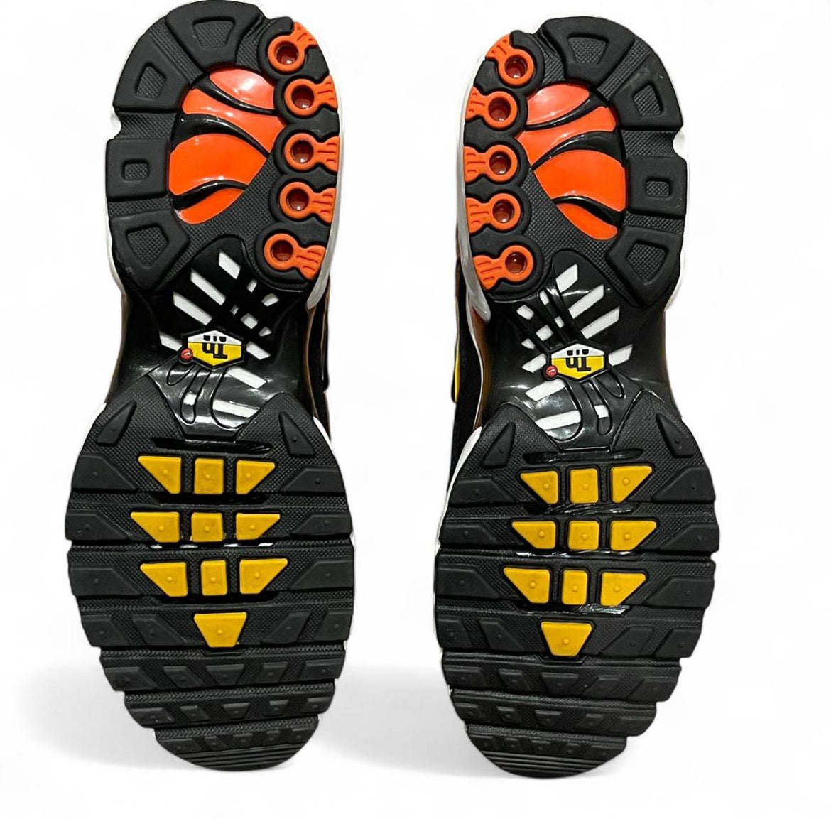 DM0032-800 Nike Air Max Plus TN ‘Safety Orange Black’ (2022)