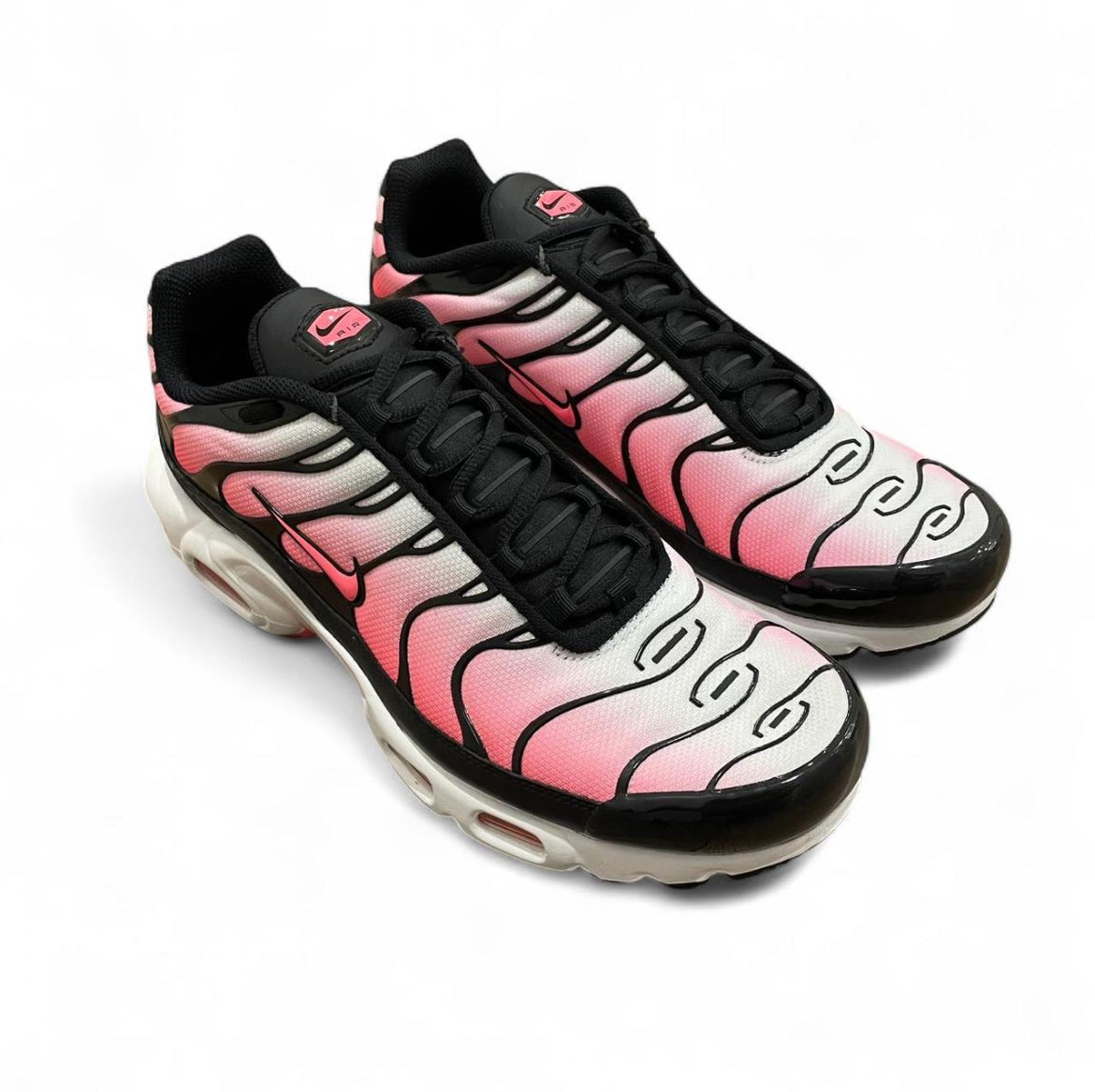 DZ3670-002 Nike Air Max Plus TN (Womens) ‘Black Hot Punch’ (2024)