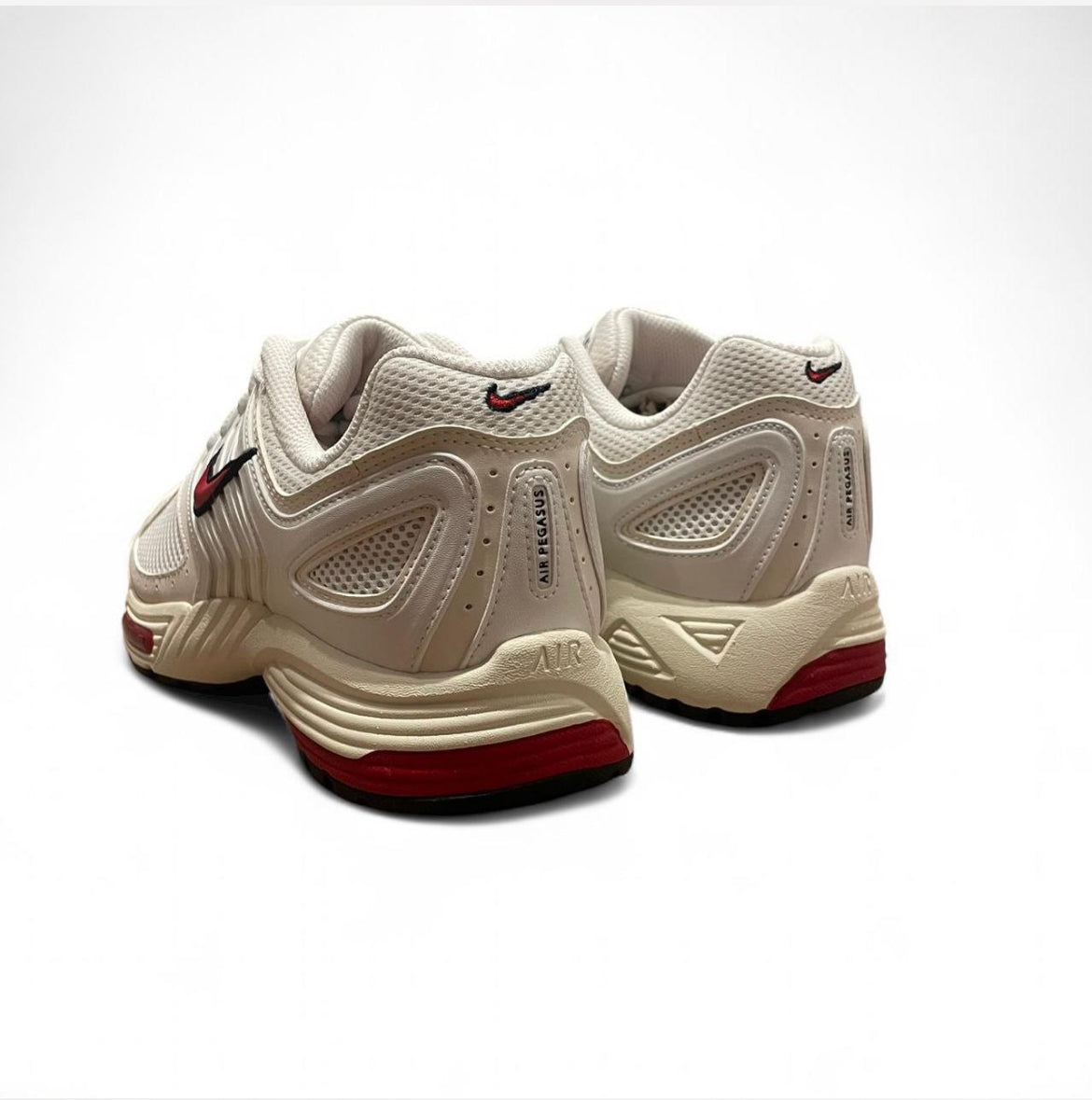 HQ5718-101 Nike Air Pegasus 2005 ‘White Coconut Milk Red’ (2024)