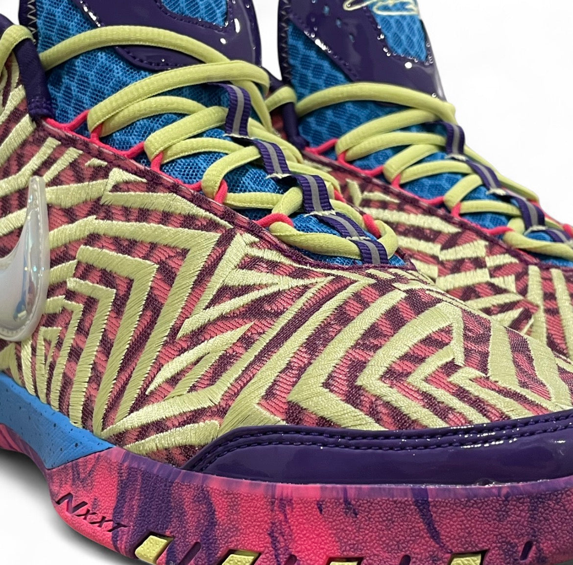 IB1272-500 Nike Zoom LeBron NXXT Genisus ‘Viotech’ (2025)