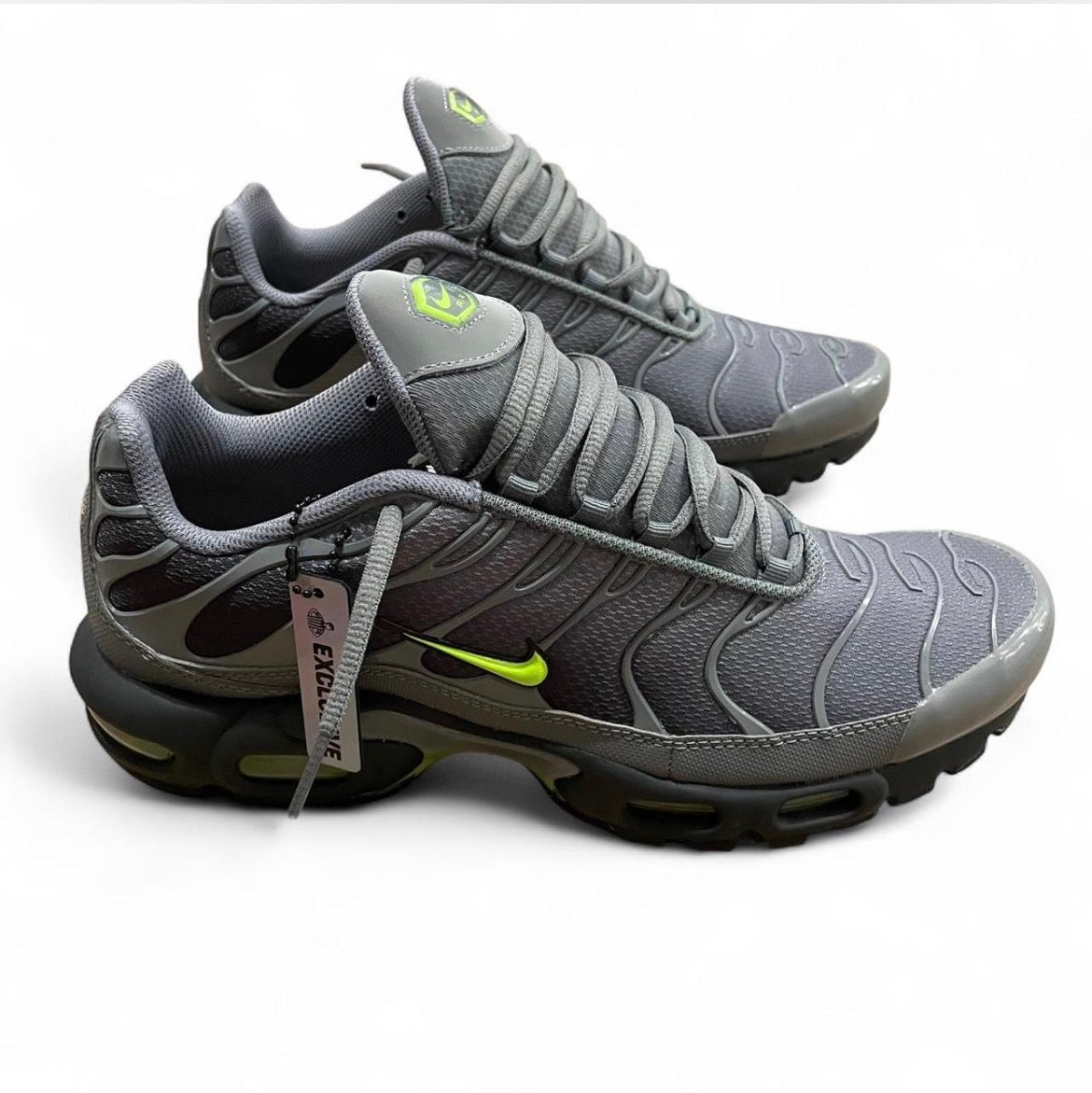 DM0032-026 Nike Air Max Plus TN ‘Smoke Grey Volt’ (2025)