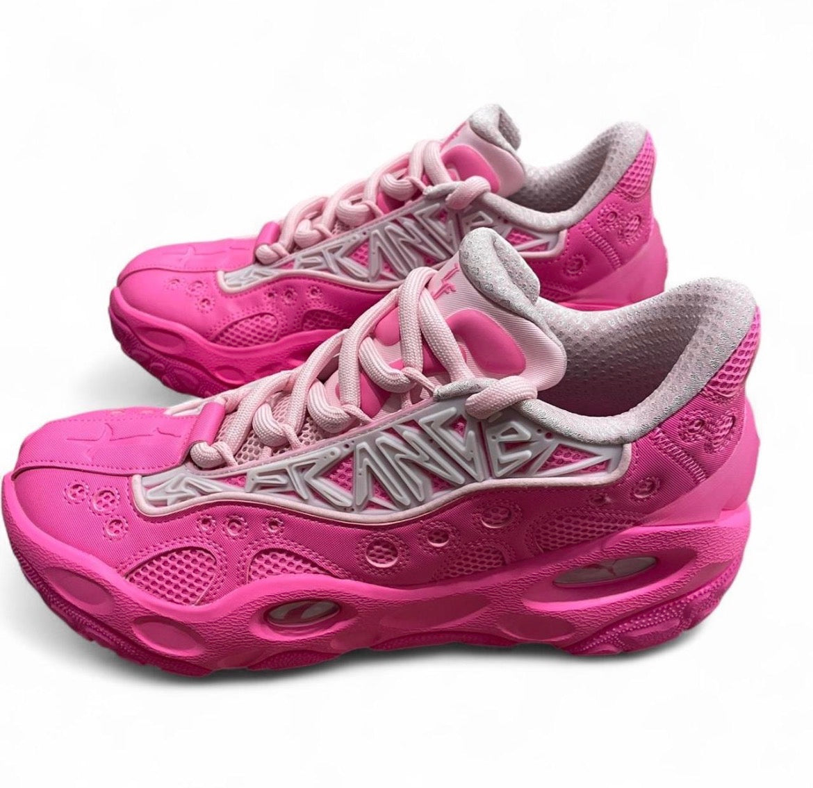 312274-01 Puma LaMelo Ball LaFrance RNR ‘Poison Pink’ (2025)