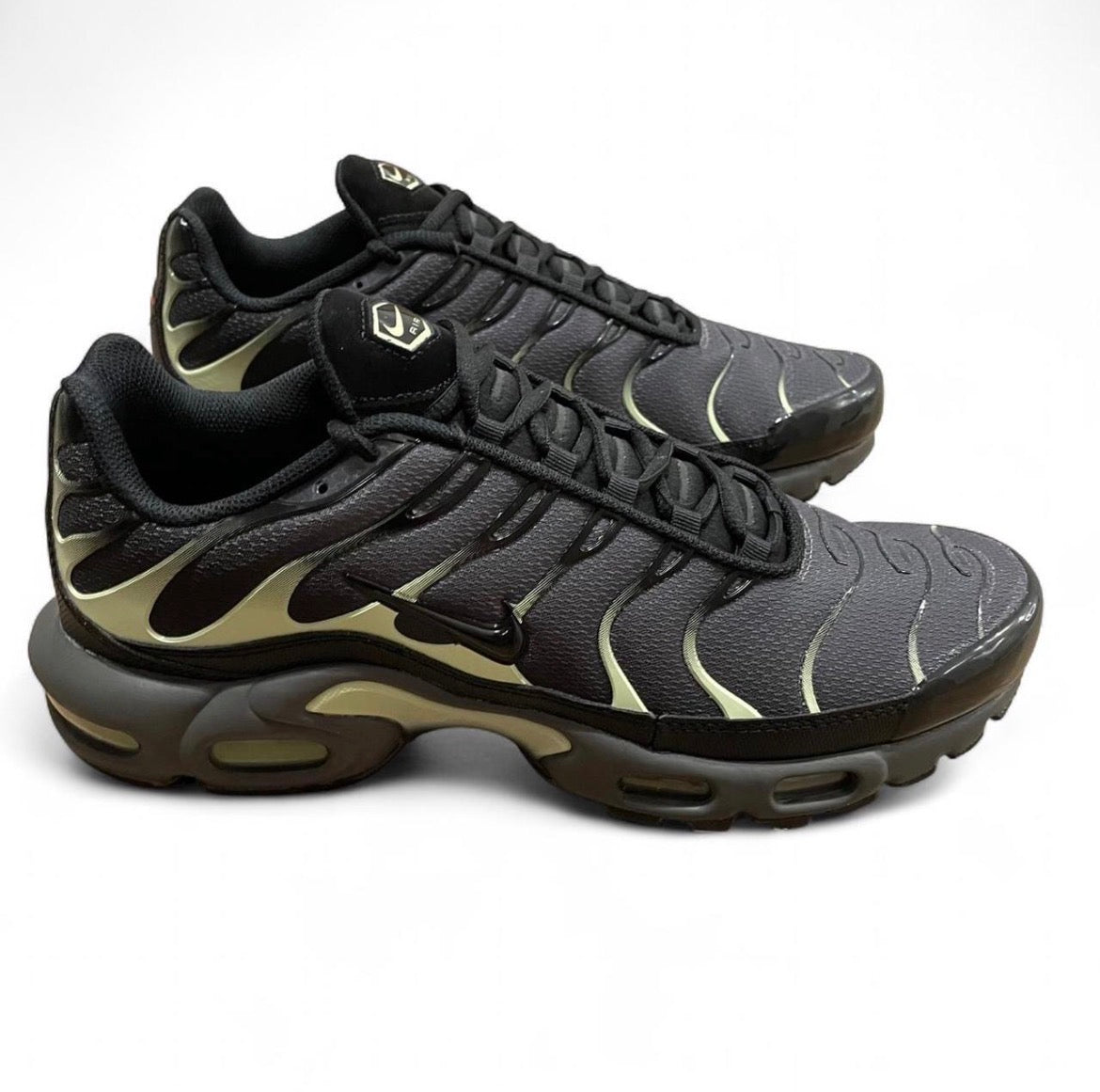 DM0032-035 Nike Air Max Plus TN ‘Iron Grey Light Liquid Lime Black’ (2026)
