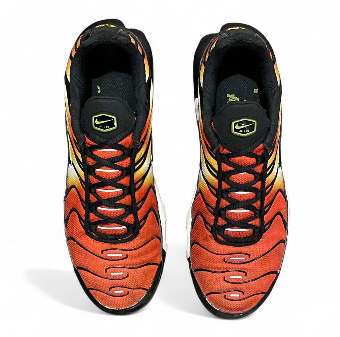 DR8581-800 Nike Air Max Plus TN ‘Sunset Orange Yellow’ (2021)