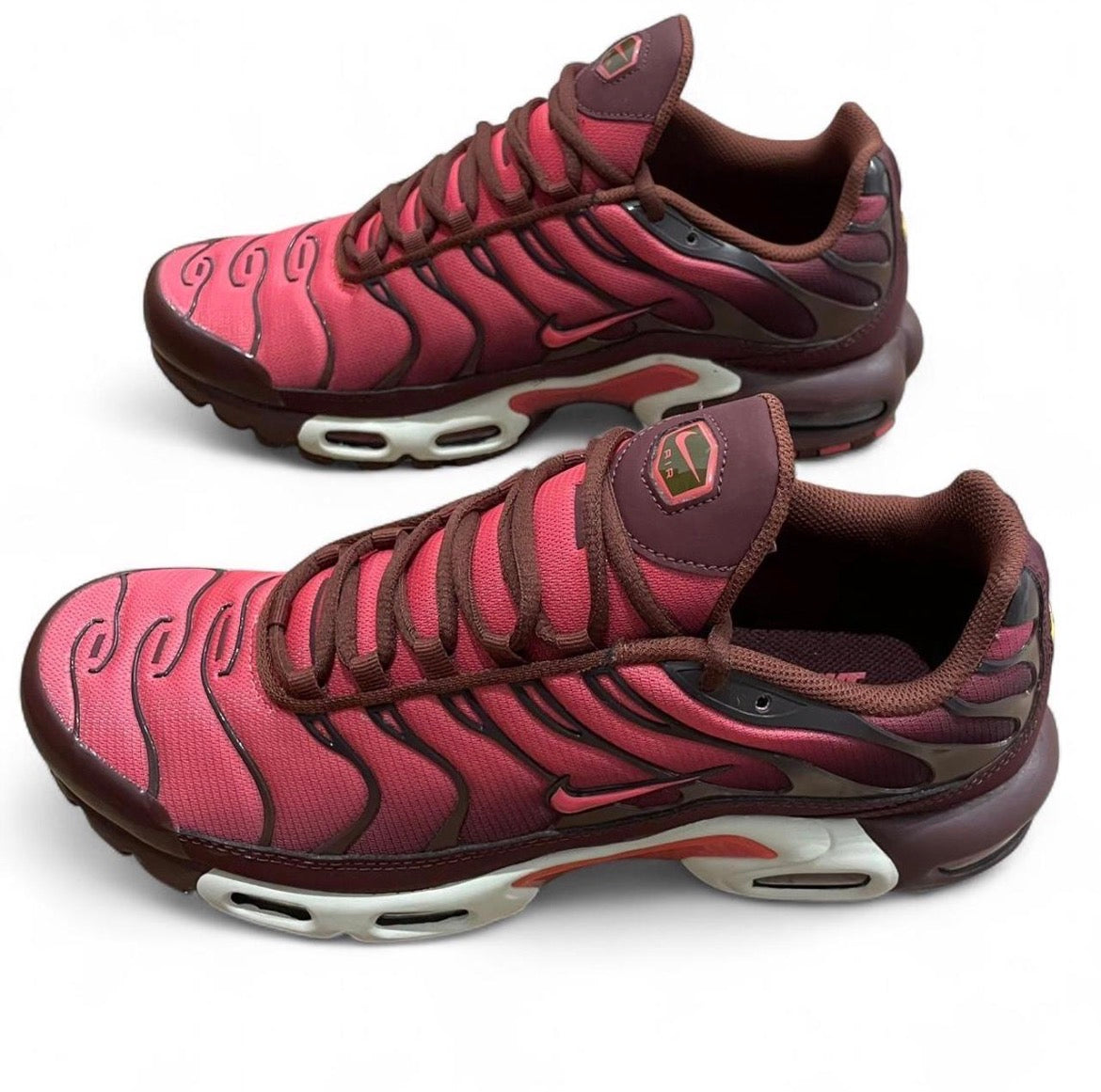 HQ4048-600 Nike Air Max Plus TN (Womens) ‘Burgundy Crush’ (2024)