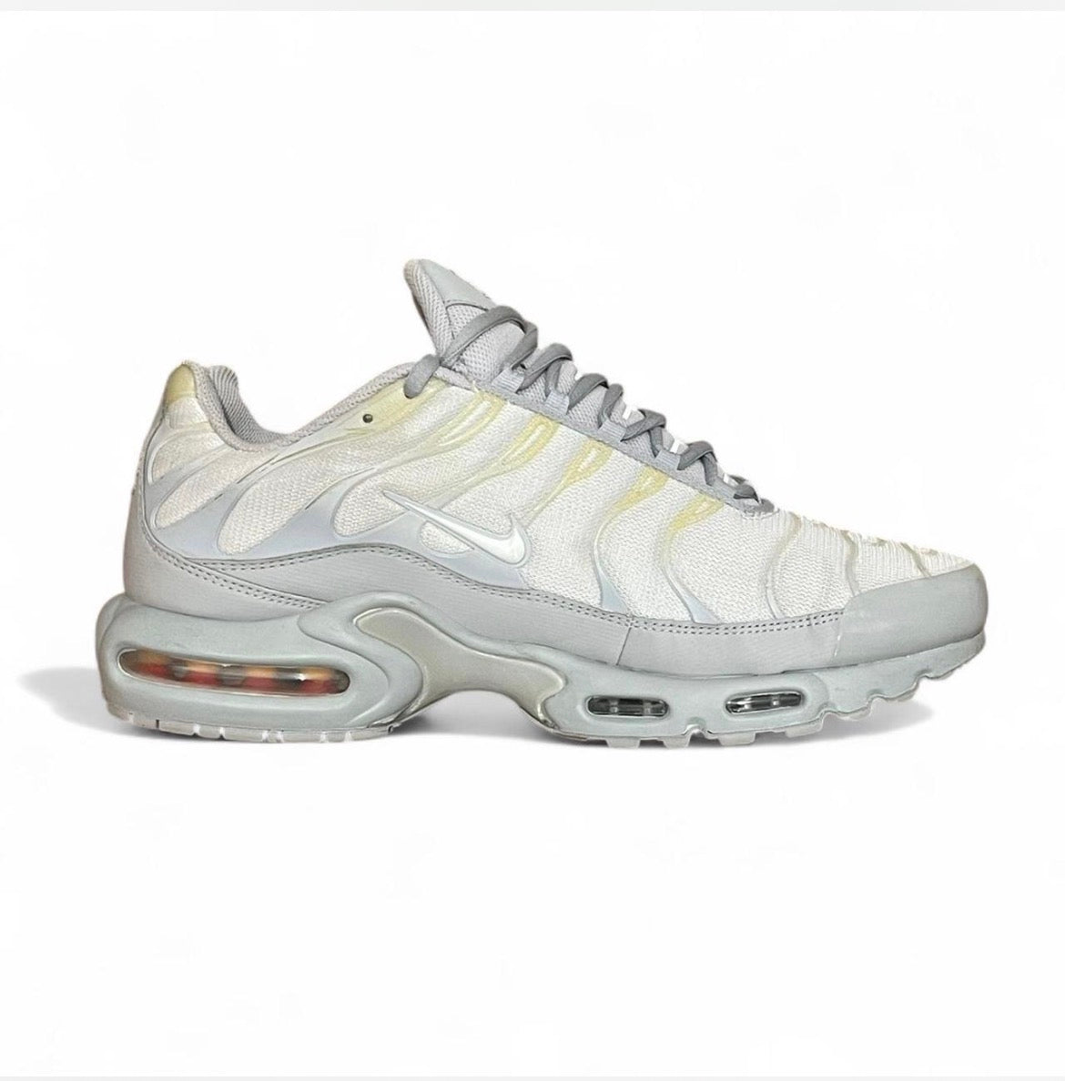 852630-029 Nike Air Max Plus TN ‘Wolf Grey’ (2018)