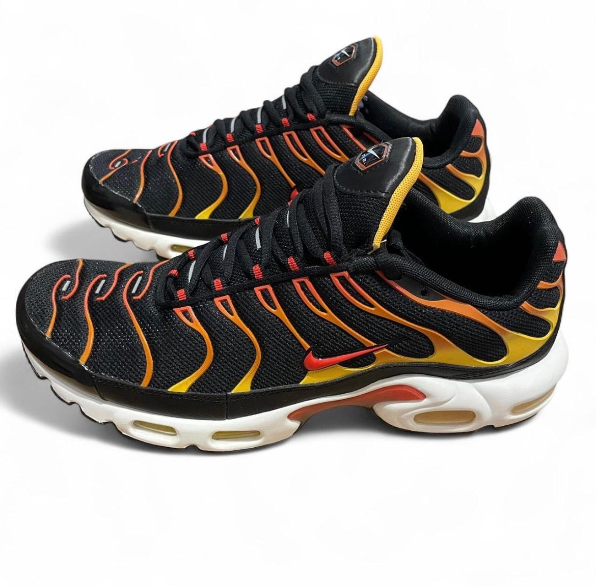 DC6094-001 Nike Air Max Plus TN ‘Reverse Sunset’ (2021)