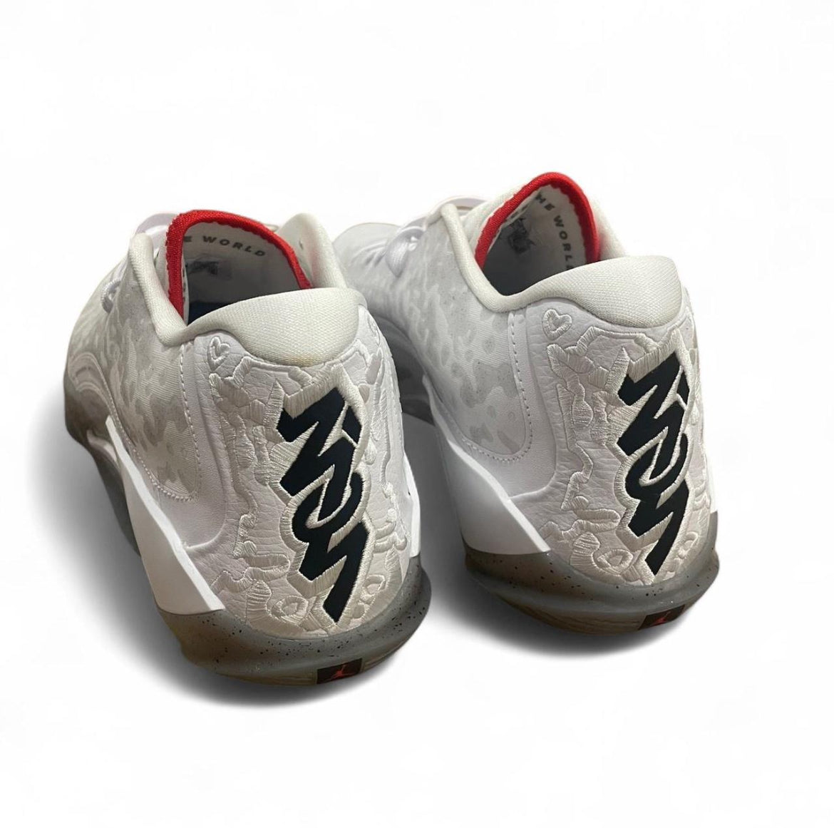 DR0675-106 Jordan Zion 3 ‘Fresh Paint’ (2023)