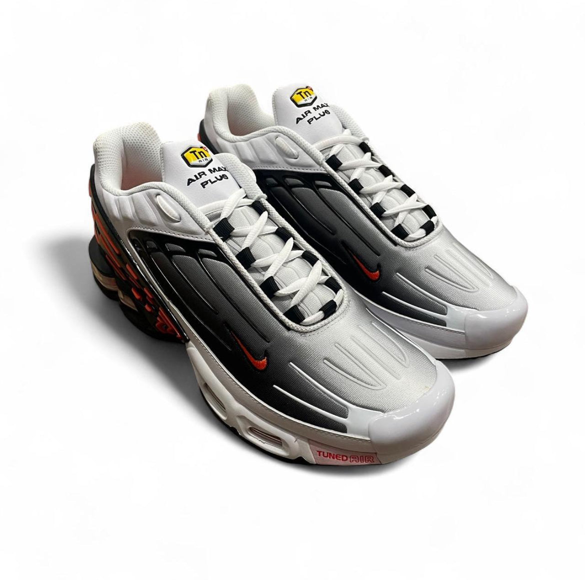 CK6715-101 Nike Air Max Plus TN3 ‘White Black Team Orange’ (2023)