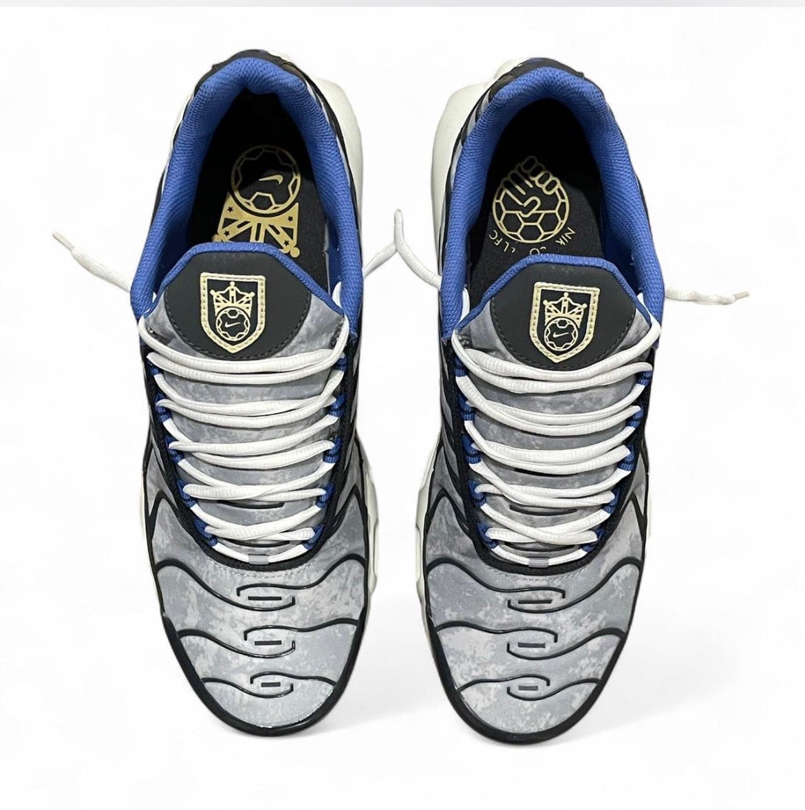 DQ3981-001 Nike Air Max Plus TN ‘Social F.C.’ (2022)