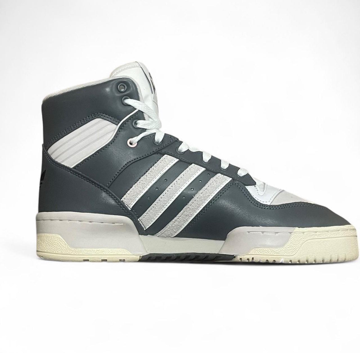 IE7565 ADIDAS Rivalry High ‘The Simpsons Scratchy’ (2023)